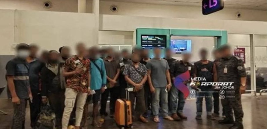 অভিবাসীকে ফেরত পাঠিয়েছে মালয়েশিয়া